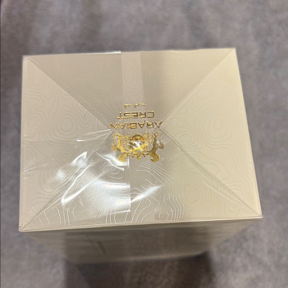 Candle Holder in Cream and Gold - Picture 7 of 7